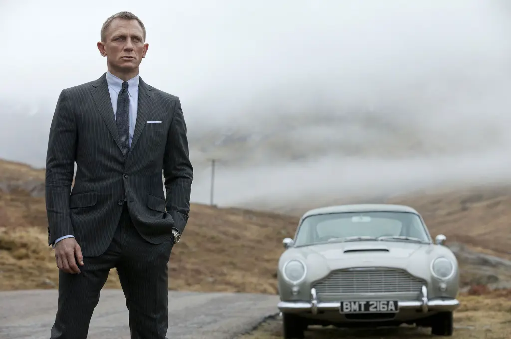 daniel-craig-james-bond.webp