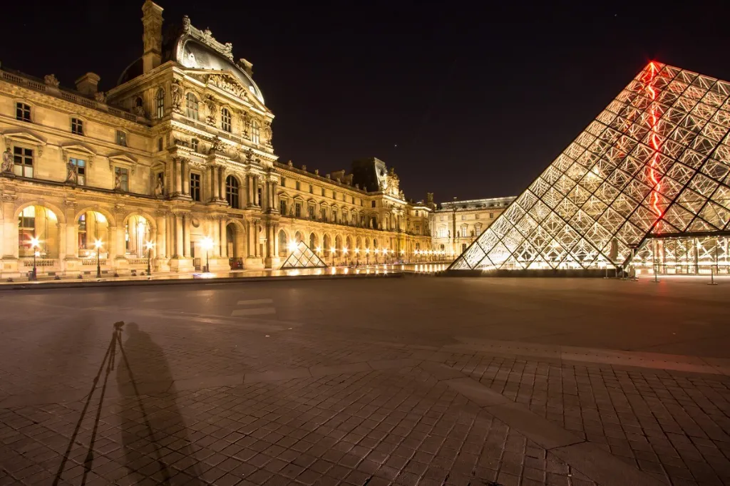 Paris-night.webp