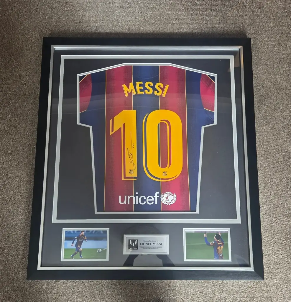 Lionel Messi Official Signed 2020-21 Barcelona Home Shirt | Icons Certificate & Classic Frame