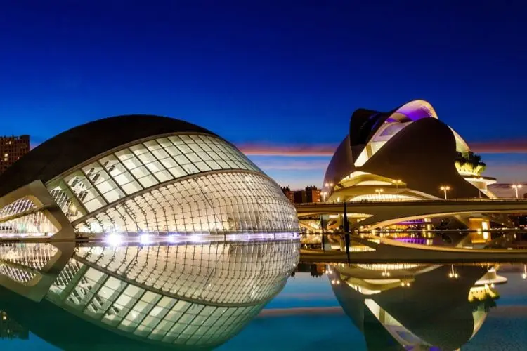 [EXD00124] 4-Night ‘Foodie’ Escape in Valencia for 2