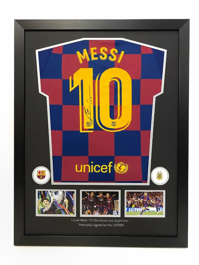 [MEM00146] Lionel Messi Signed & Framed Barca Shirt