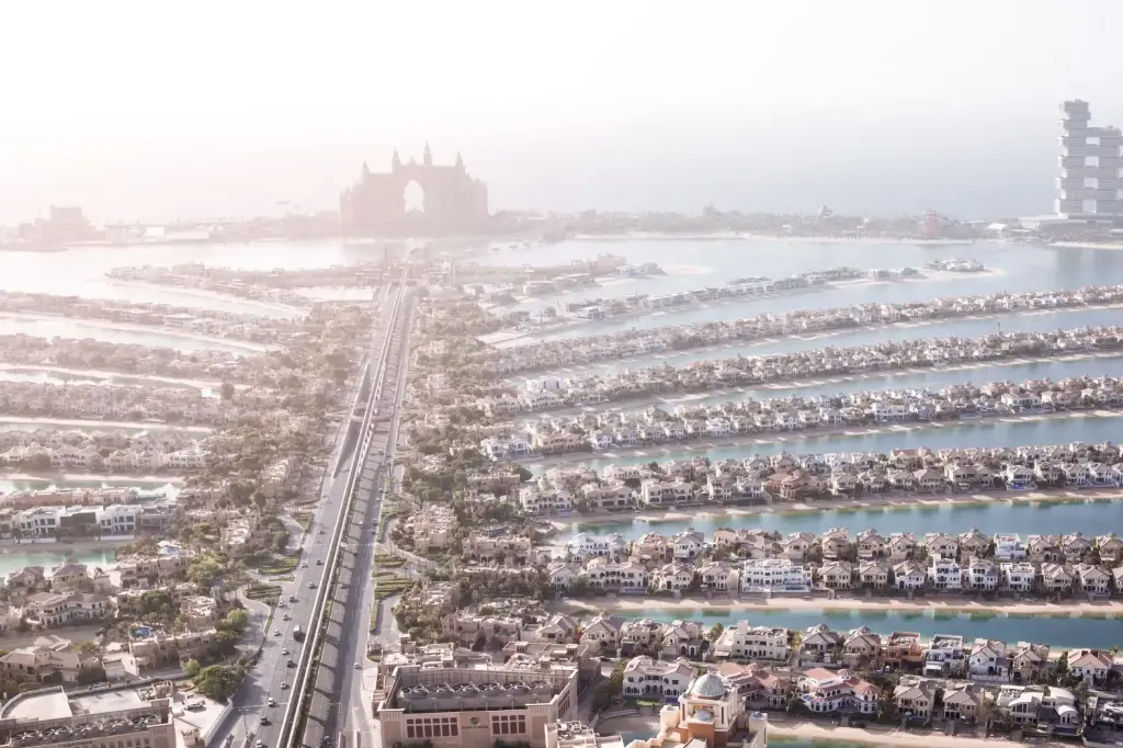 Escape to Dubai! 4-Night 5* Luxury on The Palm Jumeirah for Two (or more)