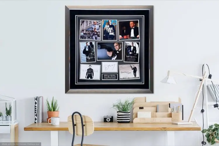 [ART00115] Daniel Craig Signed James Bond Tribute 